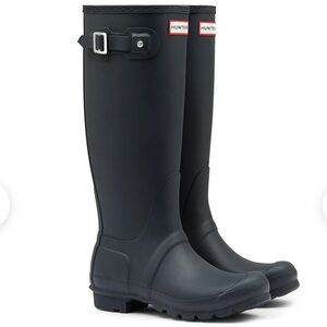Hunter boots - size 7 (used)
